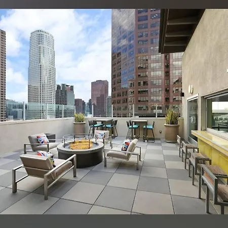 Cozy 2Br Apt In Downtown La With Pool & Hot Tub